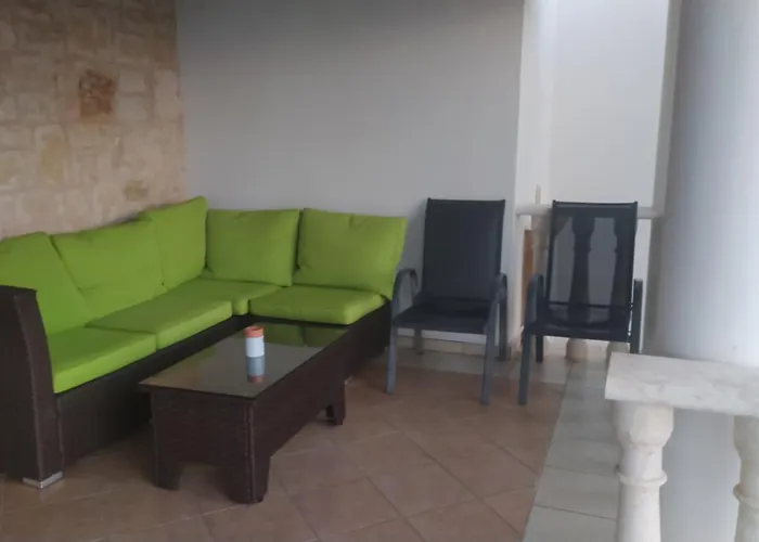 Pomos Harbourbiew Villa